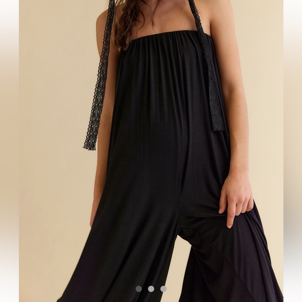 Free People FREE-EST Black Wide-Leg Jumpsuit NWT SZ XS - Picture 3 of 5